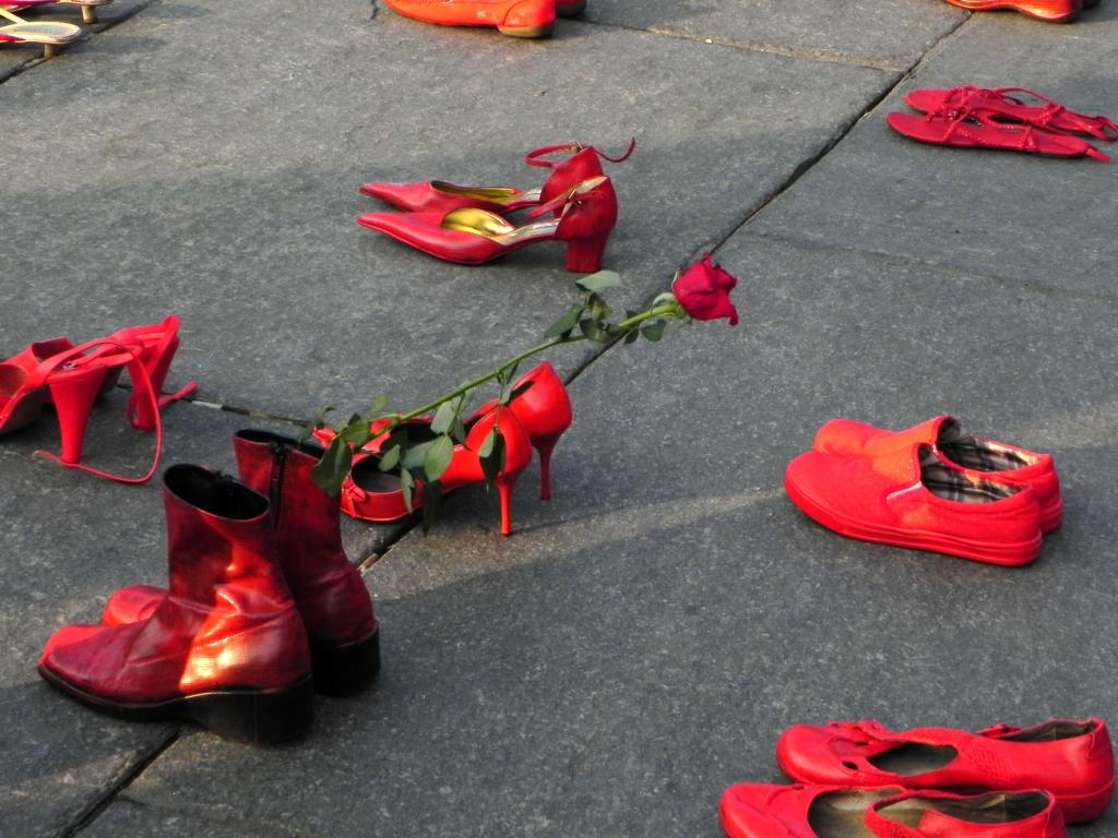 Violenza sulle donne: perché chi denuncia non è tutelato dallo Stato?