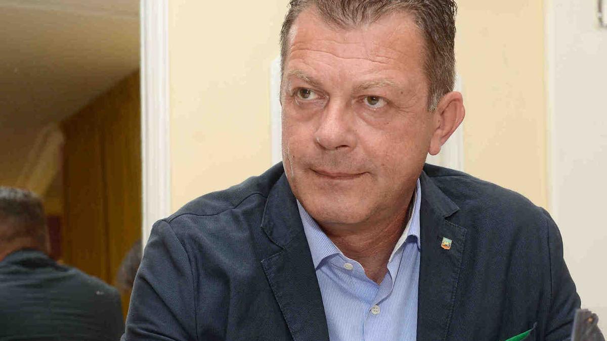 Tagli all’Azienda Ospedaliera di Verona: Coletto prende in giro medici e cittadini.